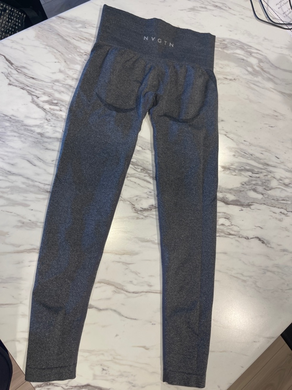 NVGTN Woman’s High-Waist Gray Leggings